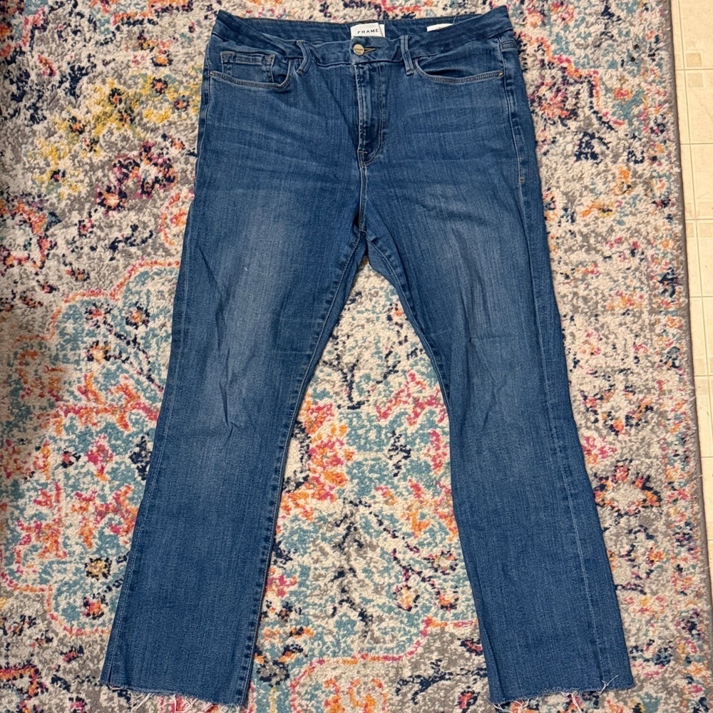 Frame Denim le Mini Boot size 33 with frayed ends Classic Blue Jeans